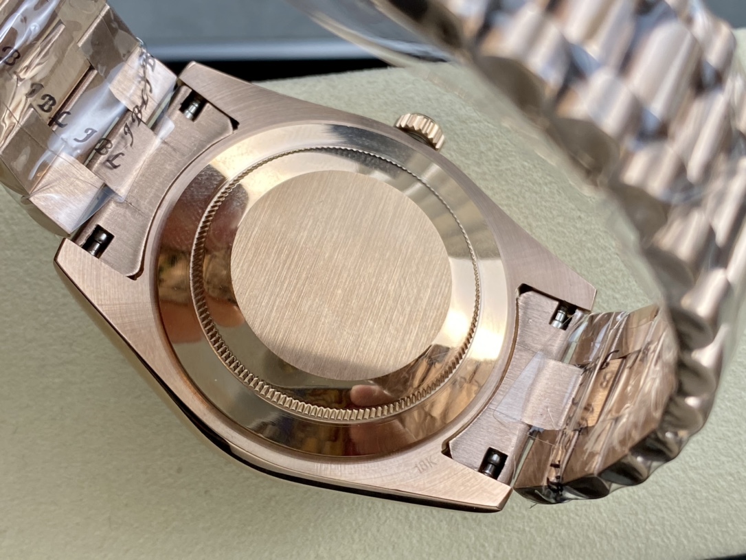 SK厂 劳力士Rolex 双历星期日志型シリーズ 40mmの高品質腕時計