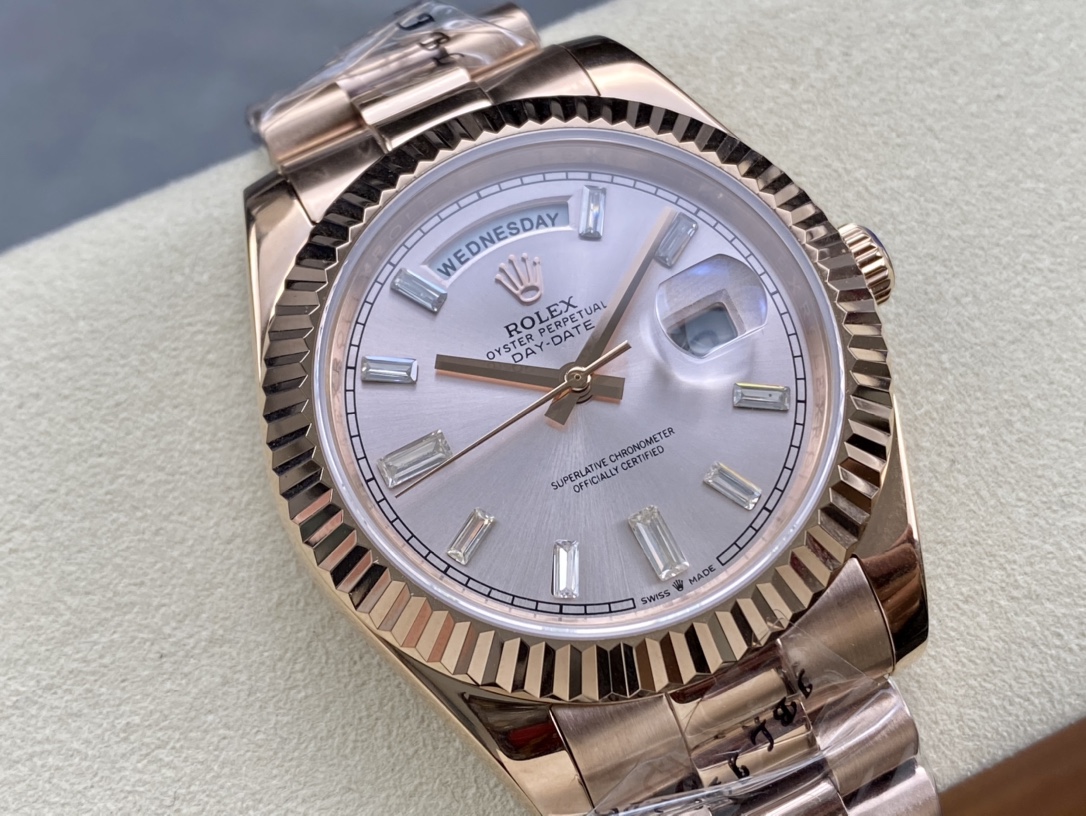 SK厂 劳力士Rolex 双历 星期日志型シリーズ 40mmの高品質腕時計