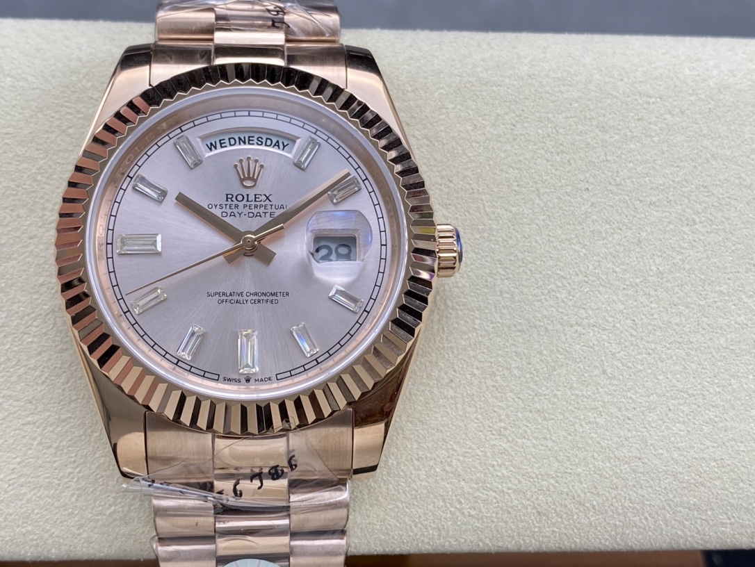 SK厂 劳力士Rolex 双历 星期日志型シリーズ 40mmの高品質腕時計