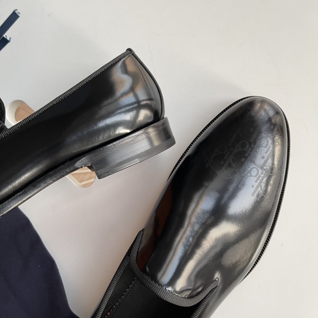 新款乐福鞋️体现经典的优雅气质采用灰