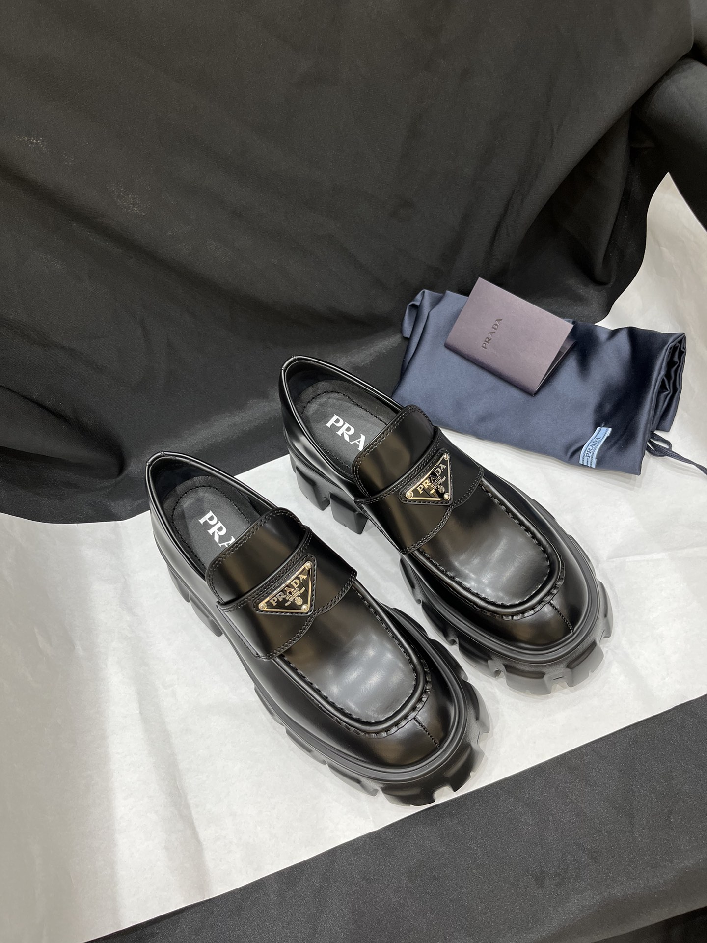 Prada Sapatos Loafers