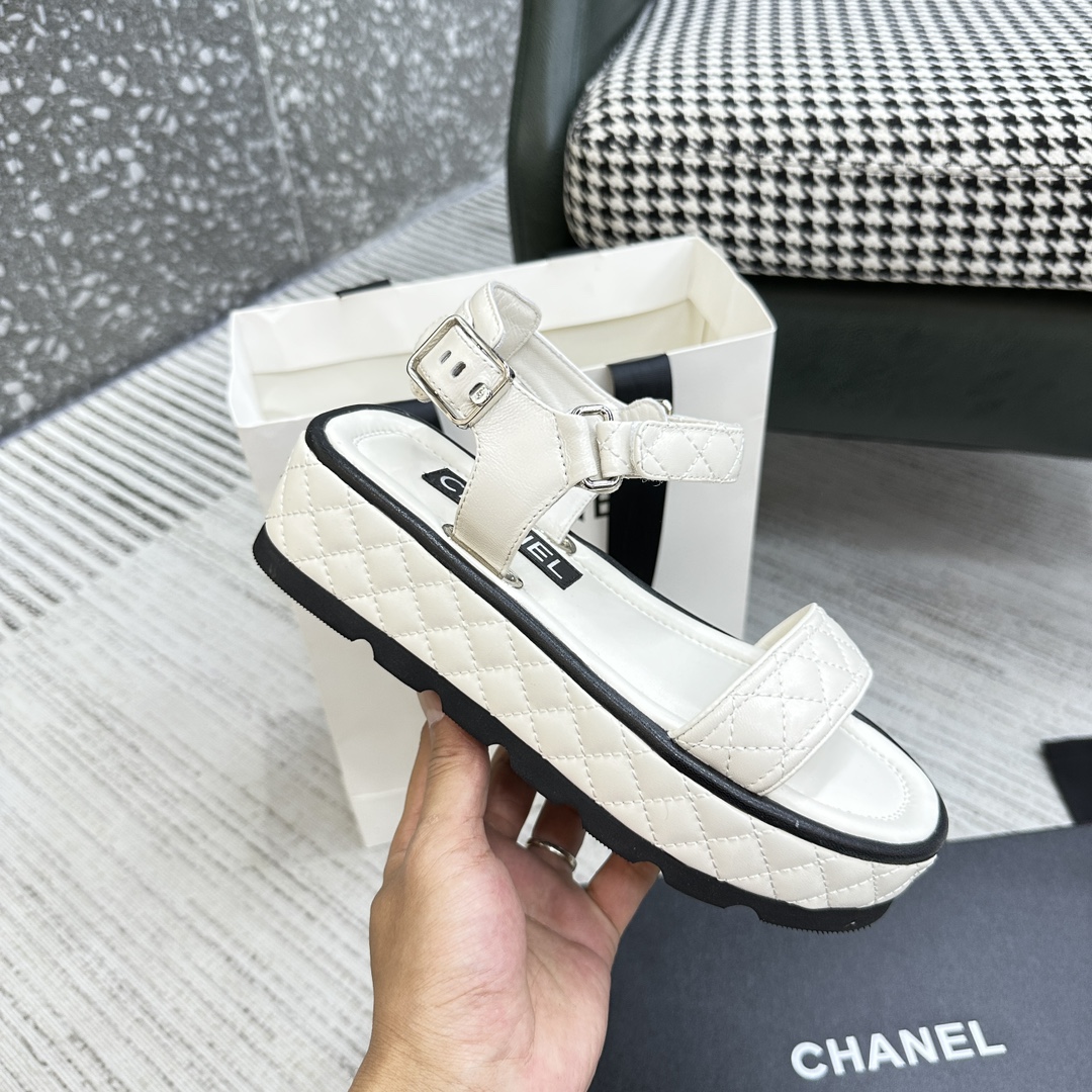 CHANEL2023ss厚底凉鞋专柜