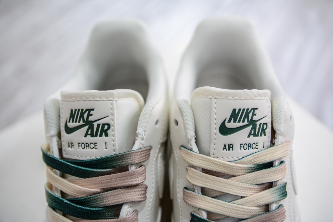 260 Air Force 1 '07 Low 密尔沃基雄鹿队MU0222-034