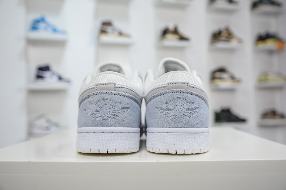 Private order top Air Jordan 1 Low ”Paris” CV3043-100