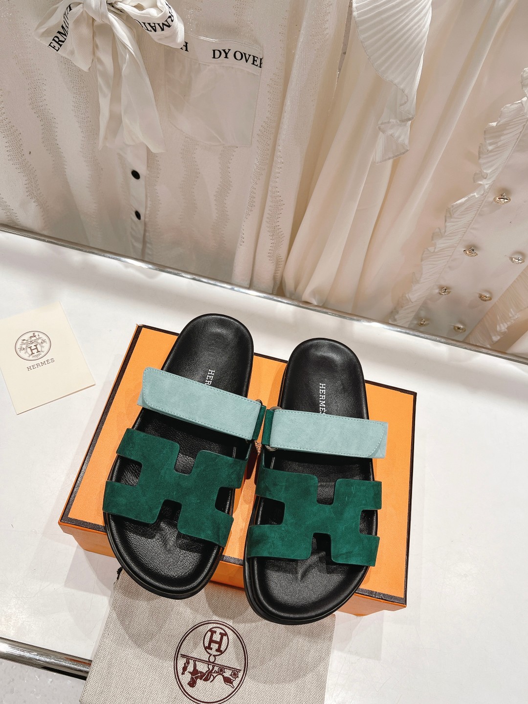 NO:257347,The latest color scheme of the classic style of the Herme*H home spring and summer sandals series. The H-shaped second uncle slippers that have always been very popular are great, and they are all kinds of matching!  !  !  Imported sheep skin with upper, imported mixed-bred sheep skin with inner lining, outsole Tpu non-slip wear-resistant, size 34-41 (40 41 custom made, no return or exchange), slippers, hermes, slippers, sheepskin, sheep19860909高版本 Herme*H家春夏凉拖系列经典款型最新配色 一直都很火爆的H字二舅拖鞋,随意各种搭配都很棒！！！ 鞋面进口羊猄皮 内里进口混种羊皮 大底Tpu防滑耐磨大底 码数34-41（40 41订做不退换）,拖鞋,hermes,slippers,sheepskin,sheep,Women's Shoes