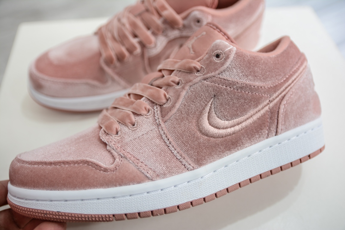 220 纯原版 Nike Air Jordan 1 Low AJ1 ”pink velvet” 粉丝绒 DQ8396-600