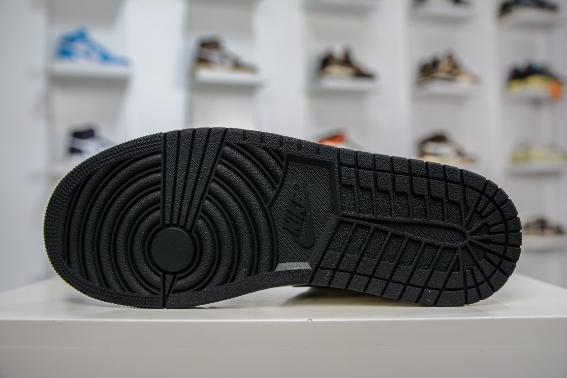 260 纯原Air Jordan 1 Mid AJ1 乔1 黑白红 乔丹中帮篮球鞋系列 BQ6472-061