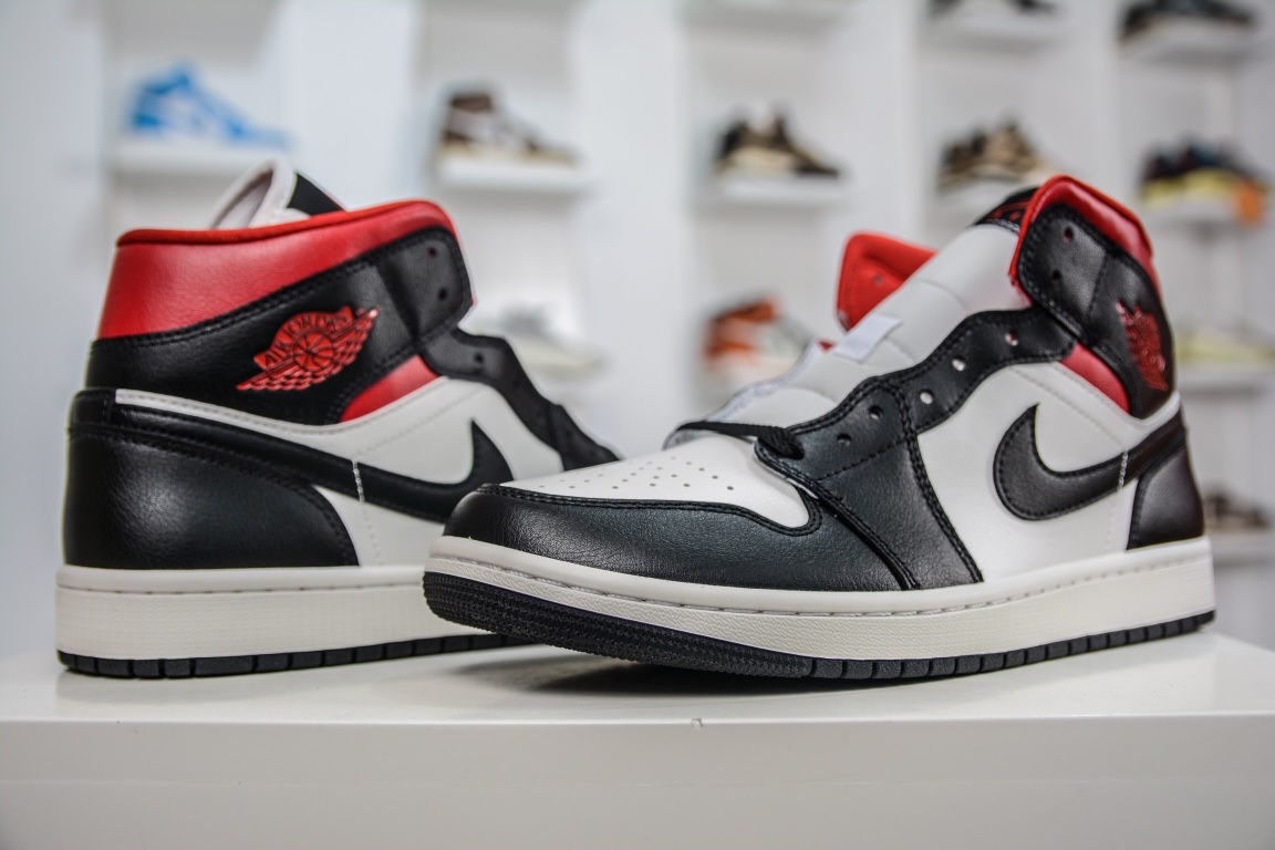 260 纯原Air Jordan 1 Mid AJ1 乔1 黑白红 乔丹中帮篮球鞋系列 BQ6472-061