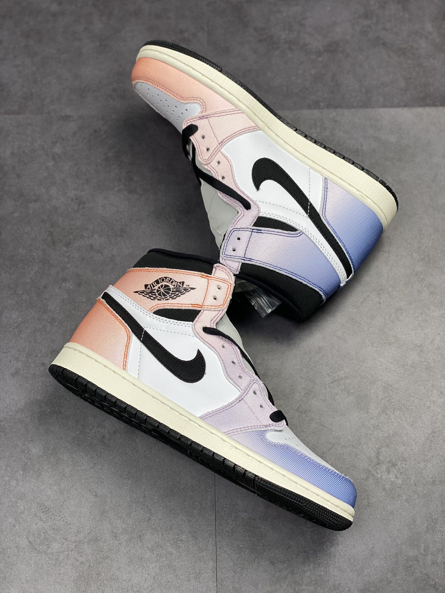 260 Air Jordan 1 High OG ”Craft” 复古白紫渐变色DX0054-805