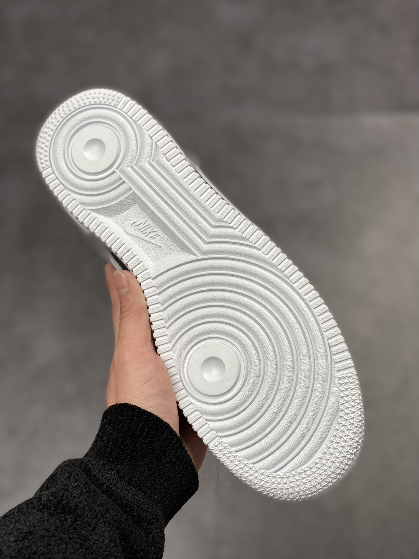 210 Nike Air Force 1 Low 07 白黑腰果花 DE0099-006