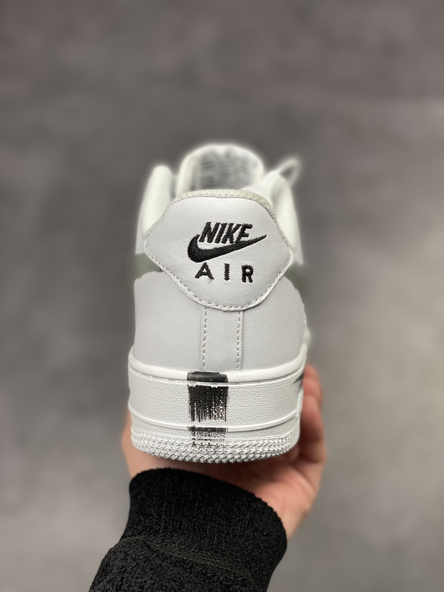 210 Nike Air Force 1 Low 07 白黑腰果花 DE0099-006