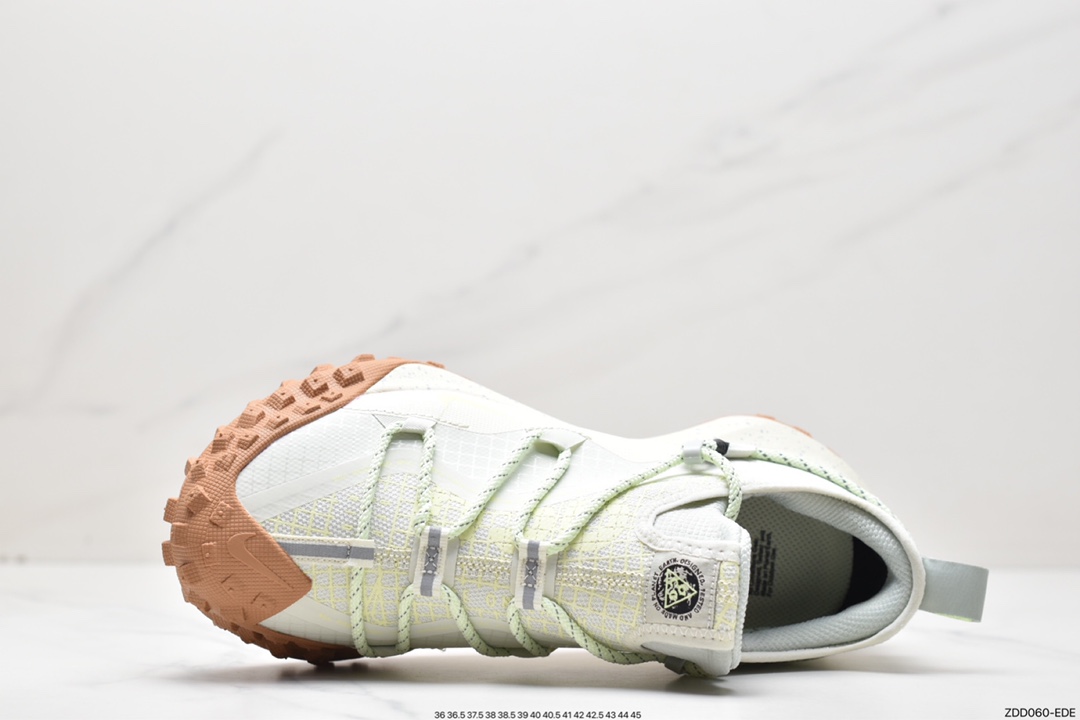 230 Nike ACG Mountain Fly Low GTX SE 男女子运动鞋采用匠心设计DO2861-001