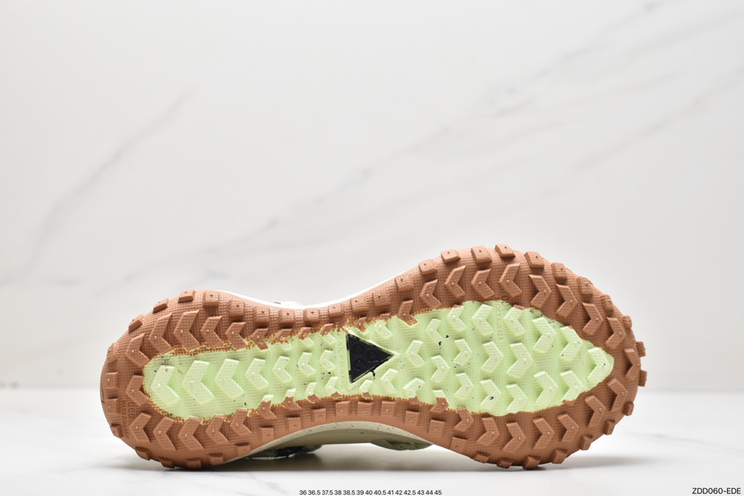 230 Nike ACG Mountain Fly Low GTX SE 男女子运动鞋采用匠心设计DO2861-001