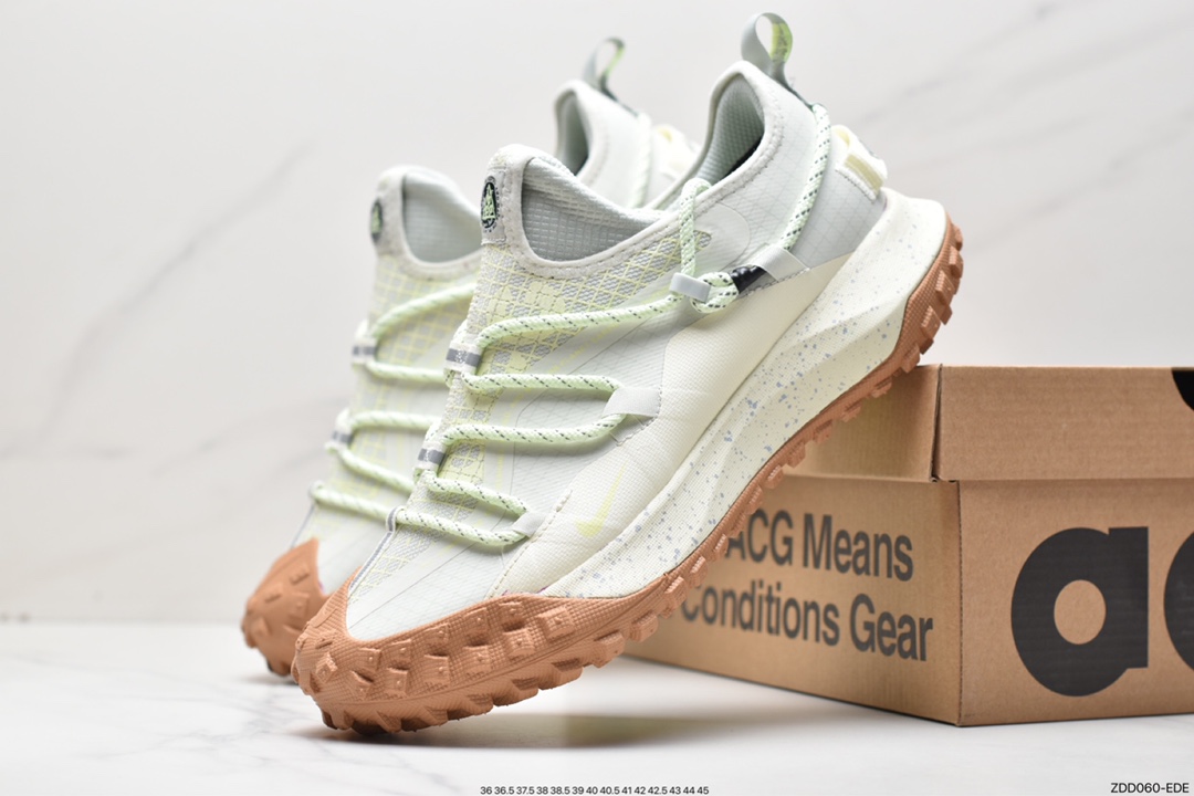 230 Nike ACG Mountain Fly Low GTX SE 男女子运动鞋采用匠心设计DO2861-001