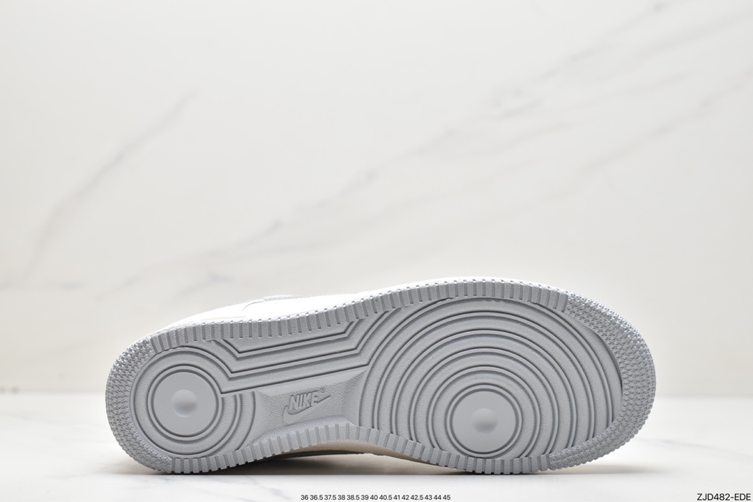 240 Nike Air Force 1 '07 Low 米绿签名涂鸦笔 UI8969-639