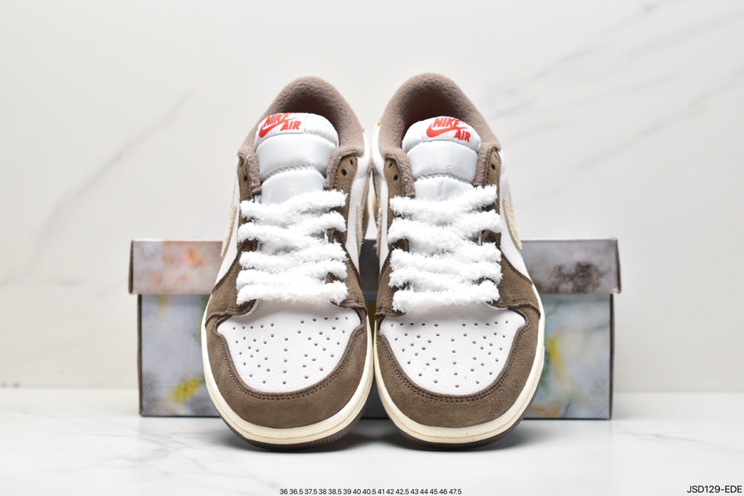 200 Air Jordan 1 Low ” Year Of The Rabbit ” 兔年限定篮球鞋 DV1312-200