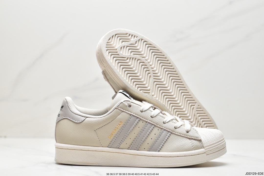 Adidas Clover Originals Superstar ”Sail/Green/Lace” shell toe sneakers GW4441