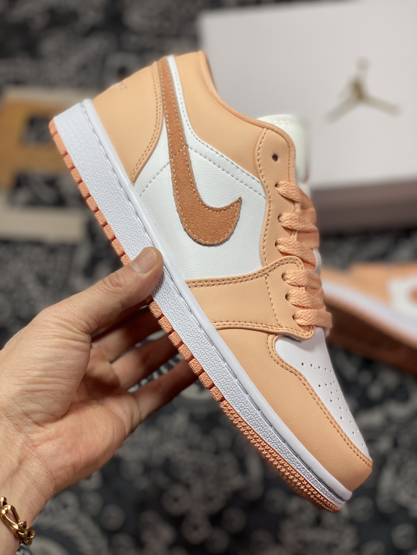 200 原厂级别 Air Jordan 1 Low ”Sunset Haze” 粉白AJ1低帮休闲板鞋 DC0774-801