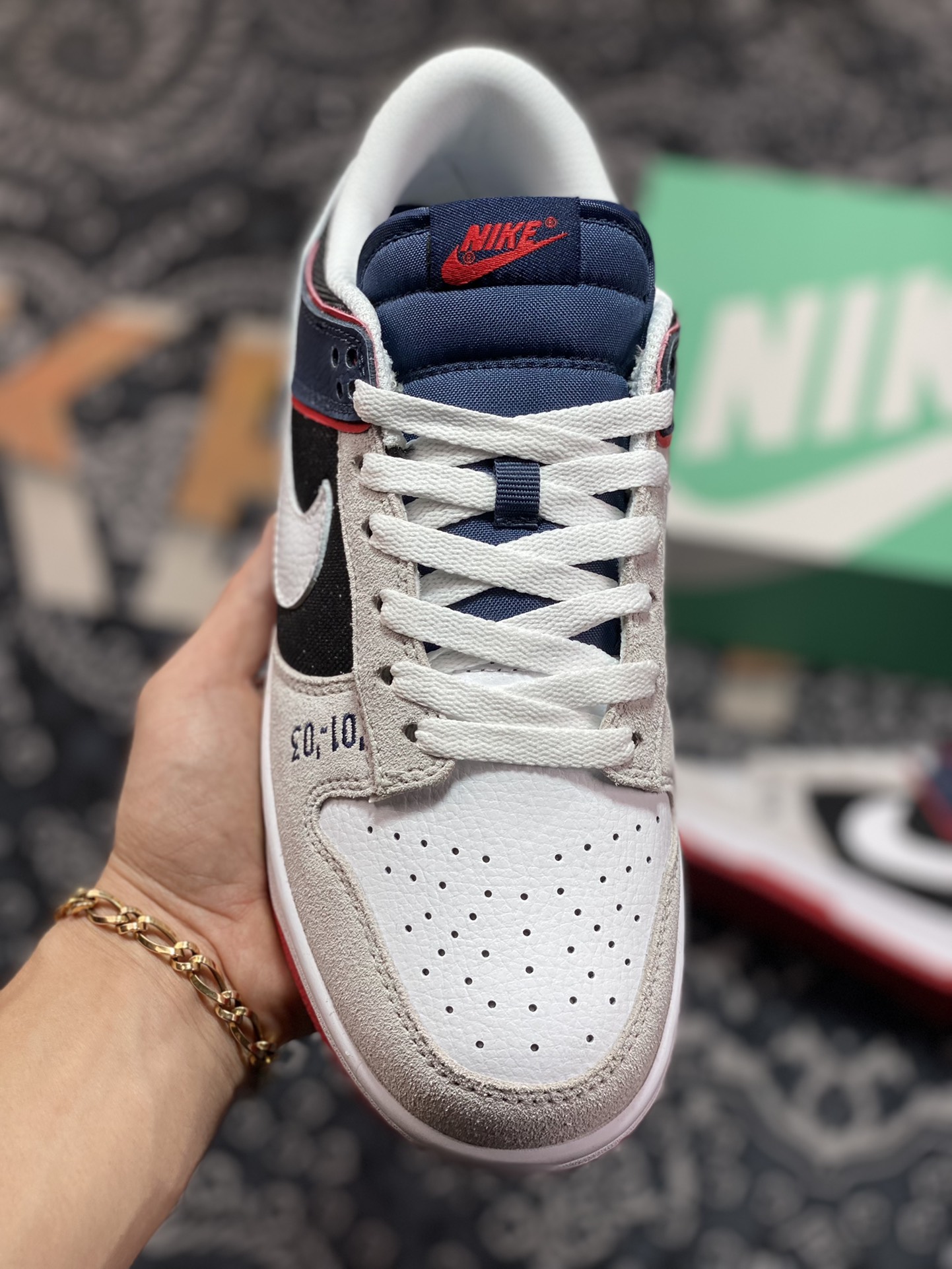 260 Nike SB Dunk Pro Low”Ronaldinho”扣篮系列低帮板鞋“灰白深蓝罗纳尔多”318020-015