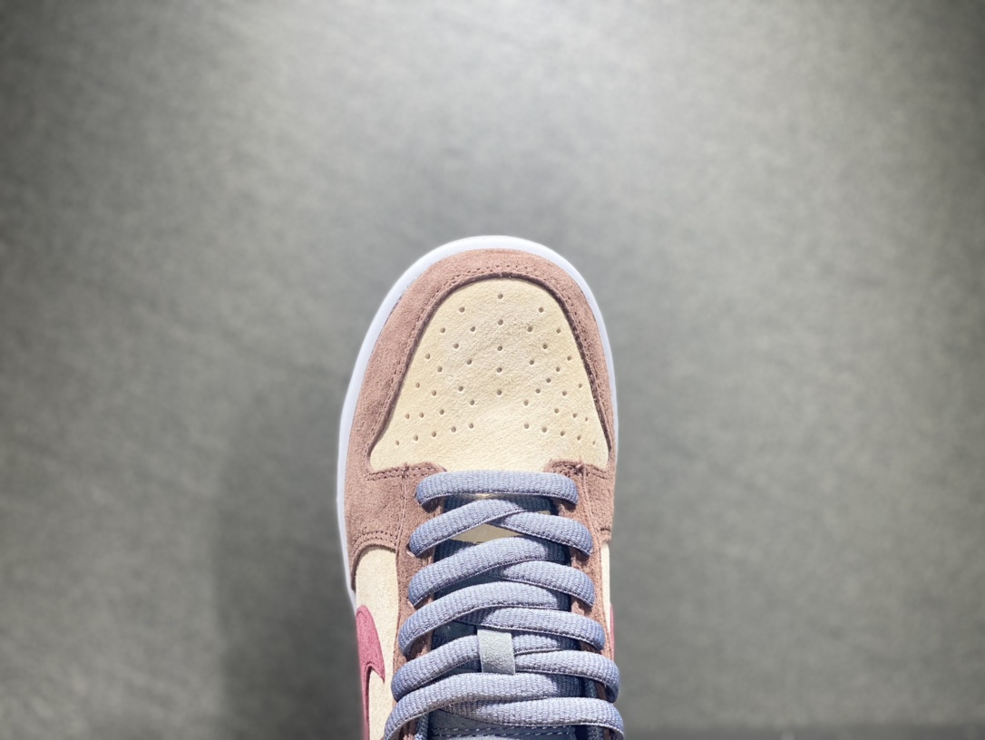 320 NIKE SB Dunk Low 大友克洋休闲运动鞋 CV1026-053
