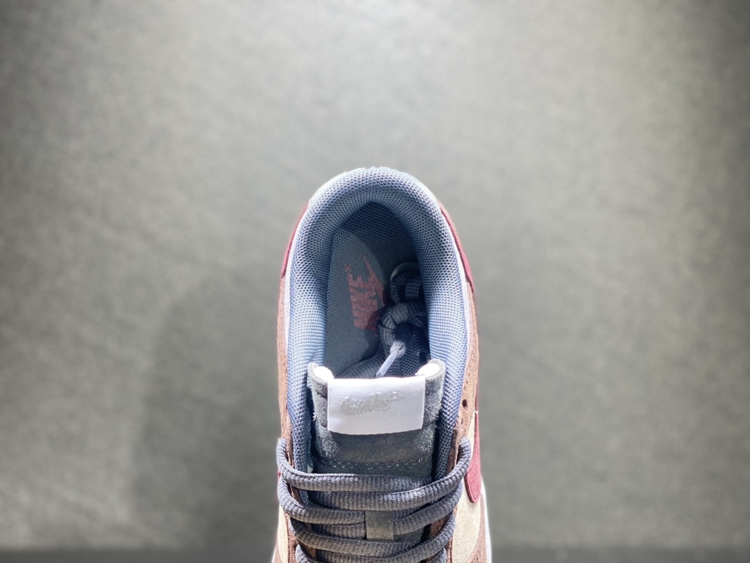 320 NIKE SB Dunk Low 大友克洋休闲运动鞋 CV1026-053