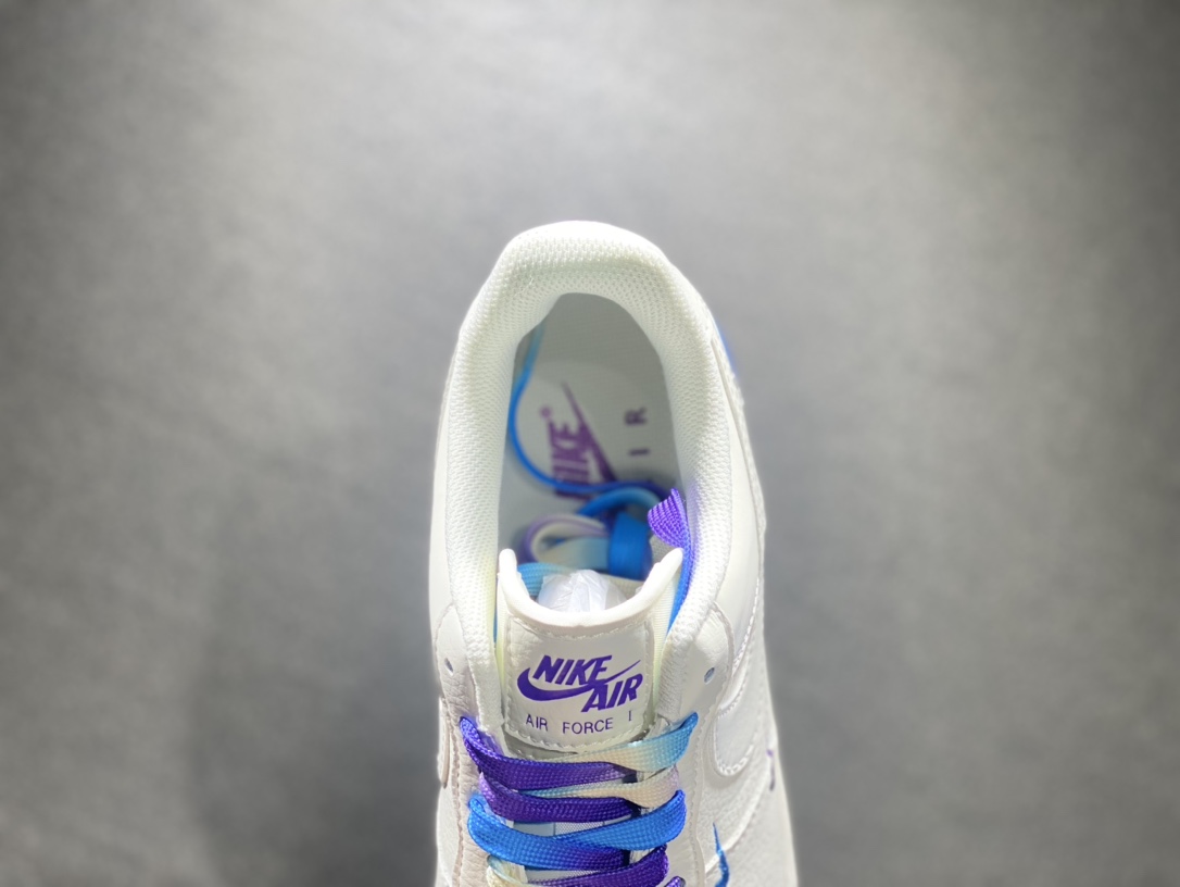 260 Nike Air Force 1 空军一号运动板鞋  LA9696-023