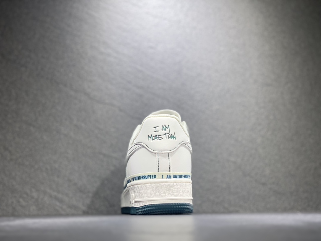 240 Nike Air Force 1 空军一号运动板鞋 UI8969-639