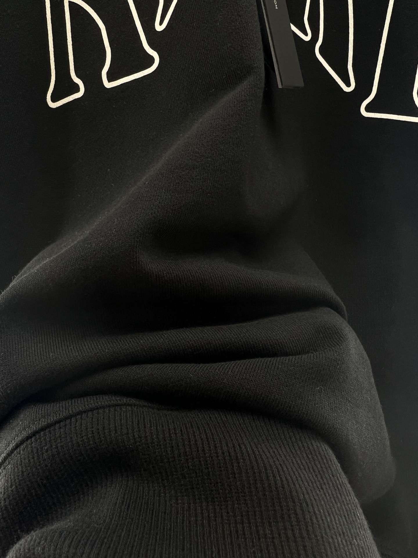 Amiri Round Neck Printed Sweatshirt Custom Terry Cotton Fabric Loose Fit 8 i1677818250 3485 6