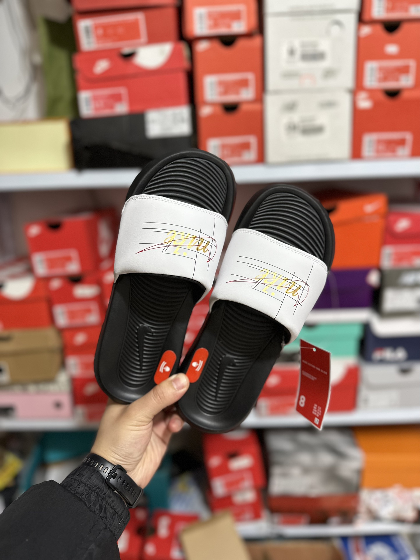 Nike Victori One Sport Slides: Comfortable, Soft, and Perfect for Summer Travel 7 i1677819429 556 5