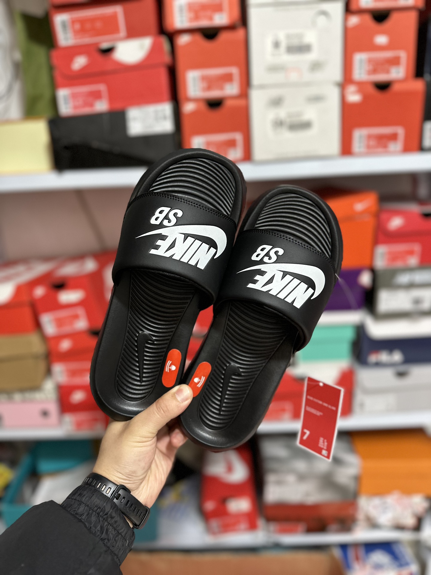 Nike Victori One Sport Slides: Comfortable, Soft, and Perfect for Summer Travel 4 i1677819429 8275 2