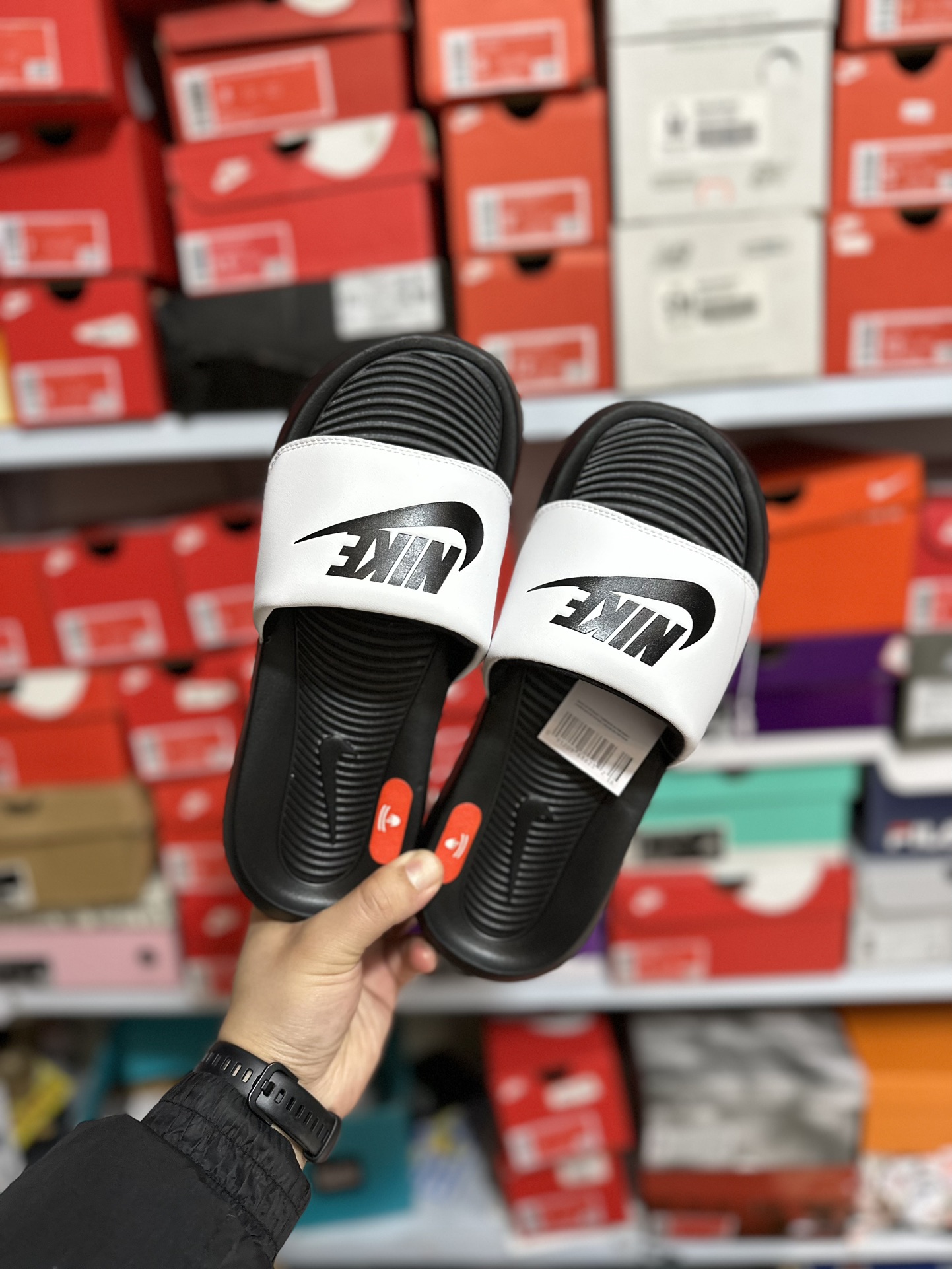 Nike Victori One Slide: Comfortable, Soft Sole, Perfect for Summer & Travel 7 i1677819687 2522 5