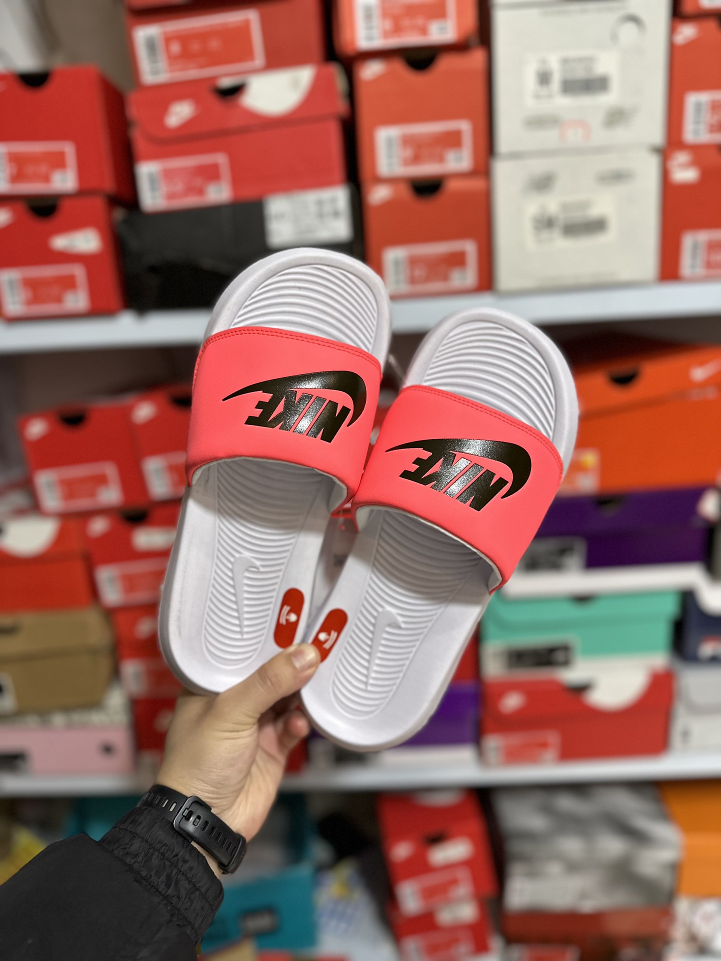 Nike Victori One Slide: Comfortable, Soft Sole, Perfect for Summer & Travel 4 i1677819687 4506 2