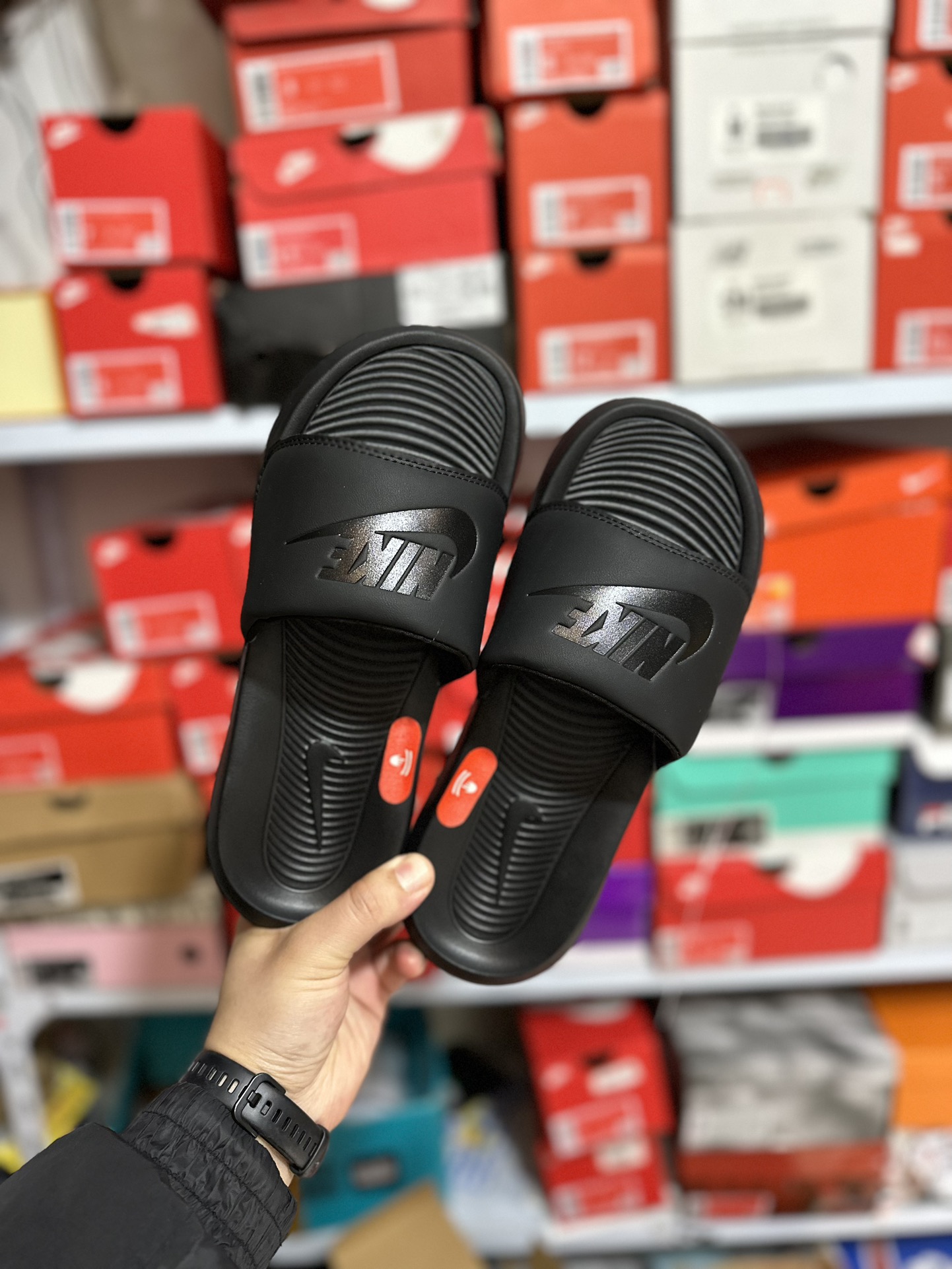 Nike Victori One Slide: Comfortable, Soft Sole, Perfect for Summer & Travel 3 i1677819687 9506 1