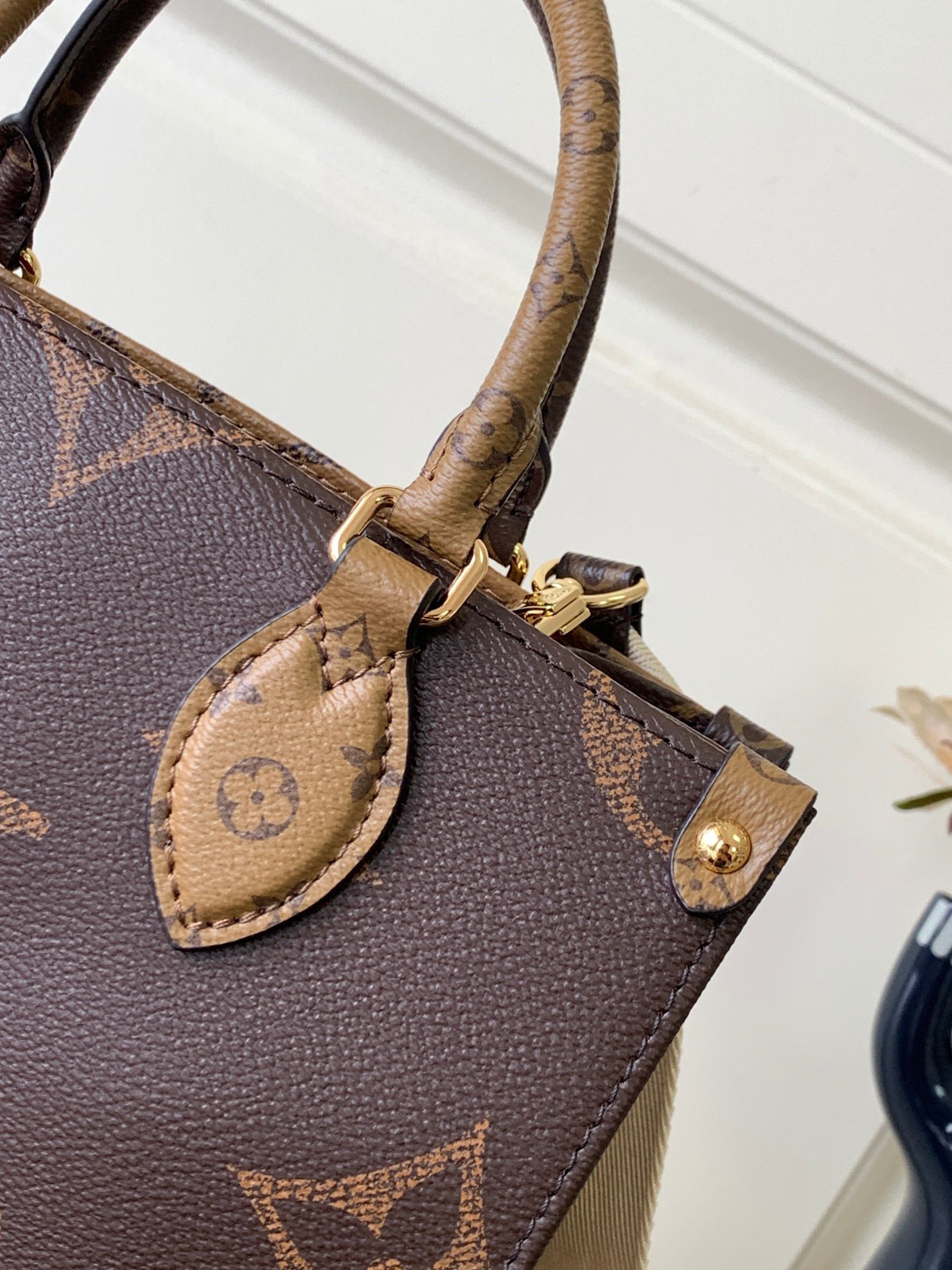 LOUIS VUITTON OnTheGo PM Monogram Canvas - Women - Handbags M46373