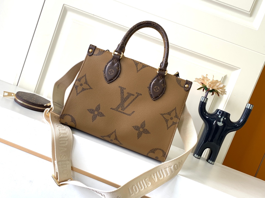 LOUIS VUITTON OnTheGo PM Monogram Canvas - Women - Handbags M46373