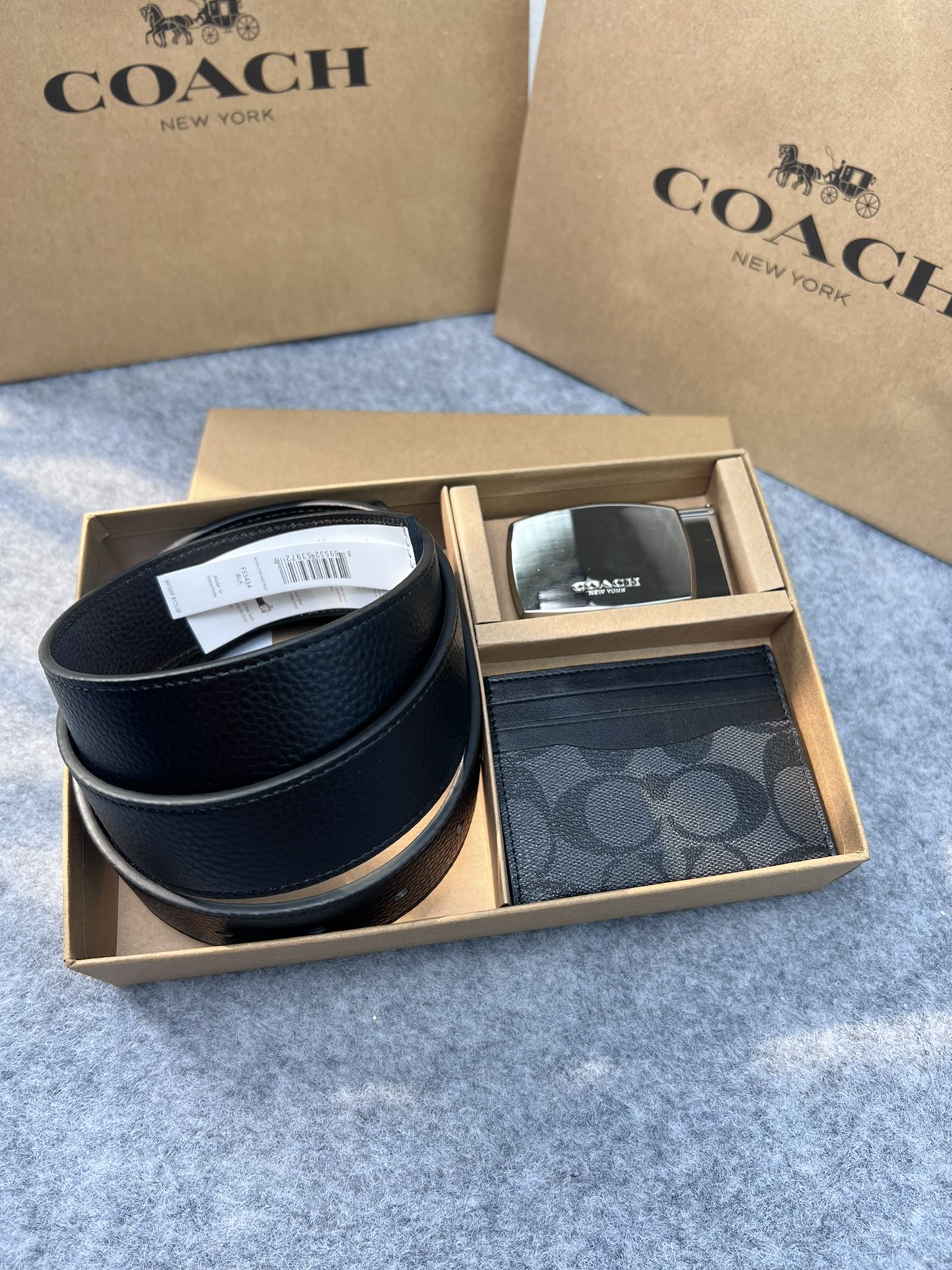 Coach ～coach 送礼男款精品皮带F55343黑色短款钱包F31541