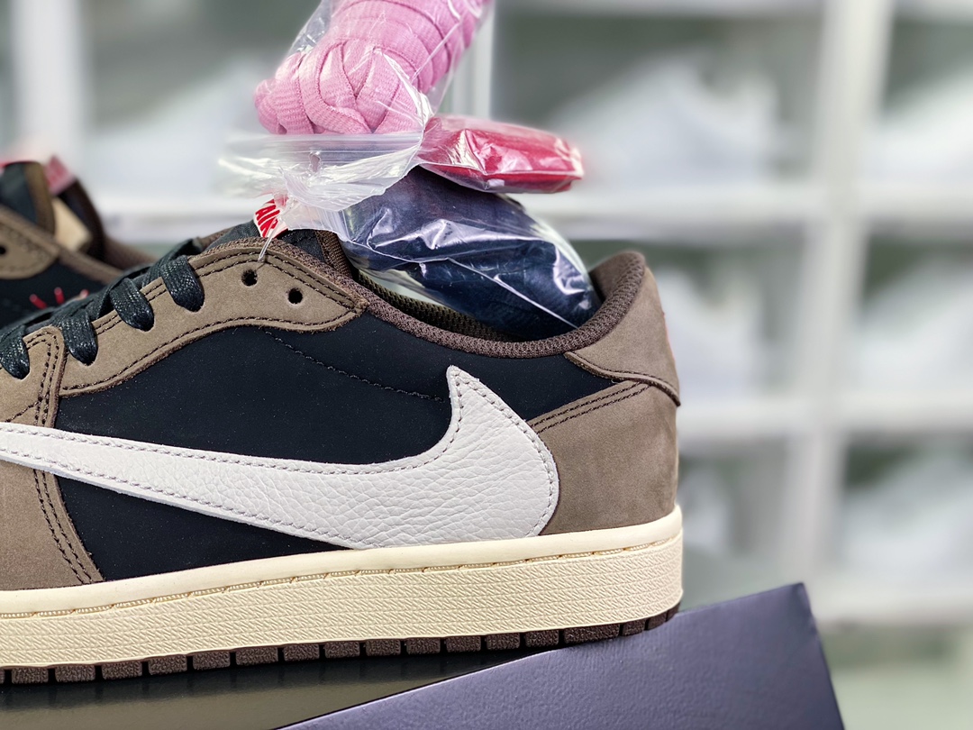400 Travis Scott x 【Nike】 Air Jordan 1 Retro Low OG”Cactus Jack”AJ1乔丹一代篮球鞋“TS联名深棕黑白倒钩”CQ4277-001