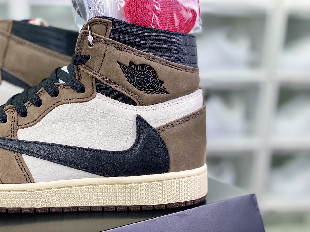 450 Travis Scott x 【Nike】 Air Jordan 1 Retro High OG”Cactus Jack”AJ1乔丹一代篮球鞋“深棕白黑倒钩鬼脸”CD4487-100