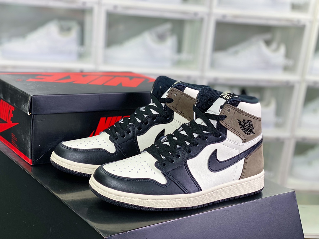 450 Air Jordan 1 Retro High OG”Dark Mocha”AJ1代迈克尔·乔丹高帮篮球鞋“黑摩卡小倒钩”555088-105