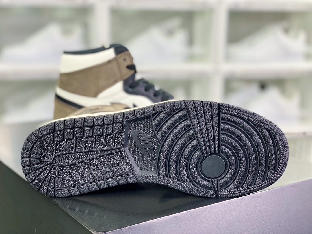 450 Air Jordan 1 Retro High OG”Dark Mocha”AJ1代迈克尔·乔丹高帮篮球鞋“黑摩卡小倒钩”555088-105