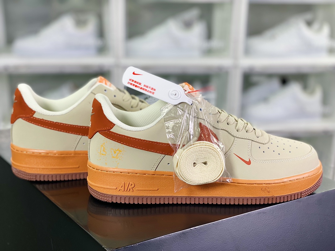 220  Air Force 1 07 LV8”Sand Grey/Orange Gold LV”空军一号板鞋“皮革沙灰橘橙LV印花”315122-001