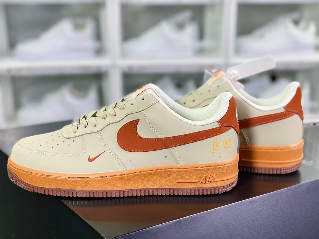 220  Air Force 1 07 LV8”Sand Grey/Orange Gold LV”空军一号板鞋“皮革沙灰橘橙LV印花”315122-001