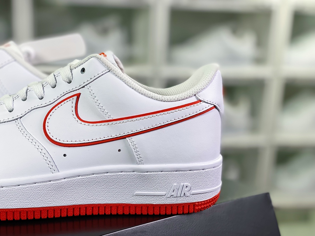 200 Air Force 1’07 Low LX”White/UNC”空军一号经典低帮百板鞋“皮革白红叠钩”DV0788-102