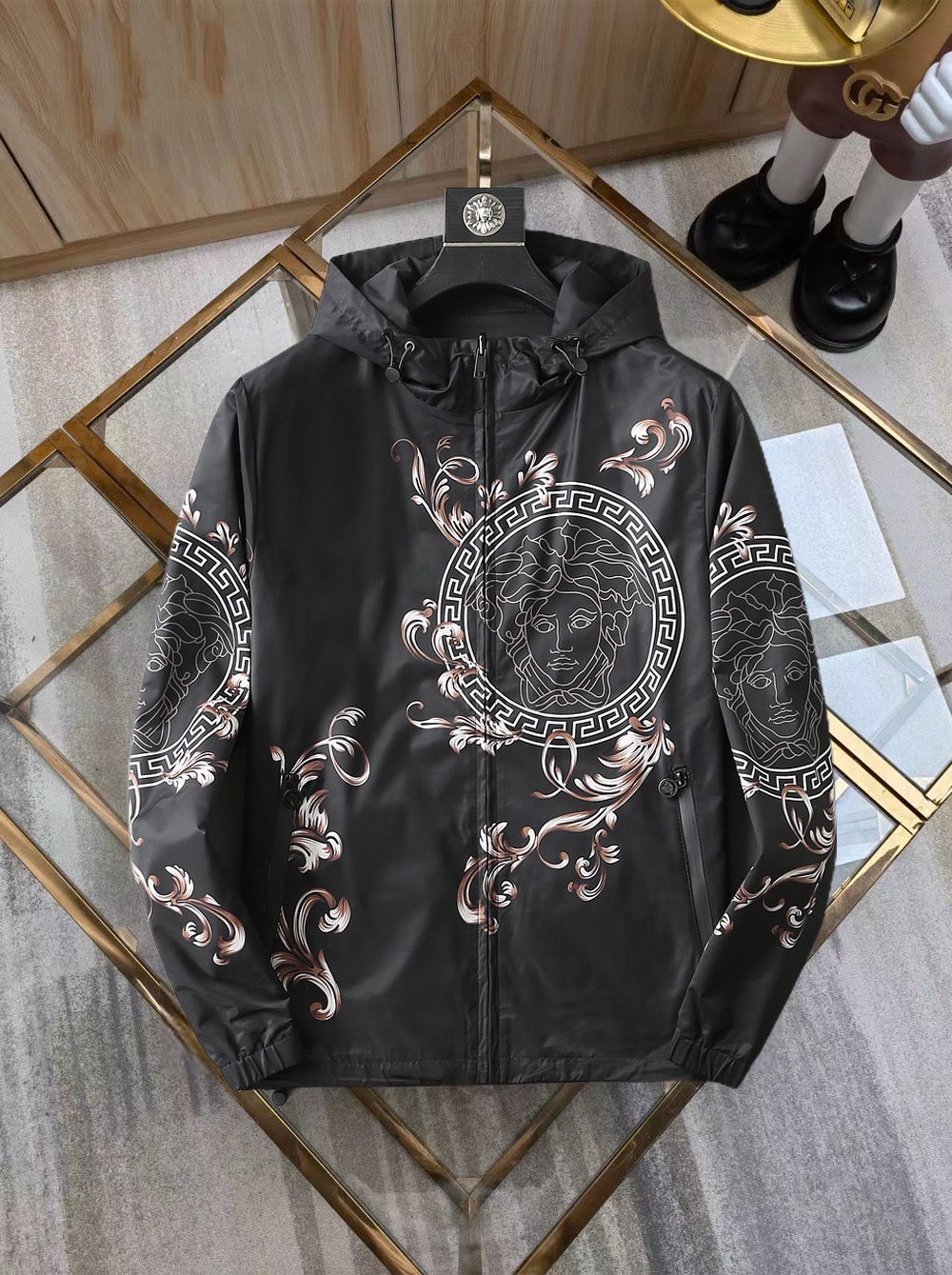 Versace Fashion
 Clothing Coats & Jackets Embroidery Fall/Winter Collection Fashion Hooded Top