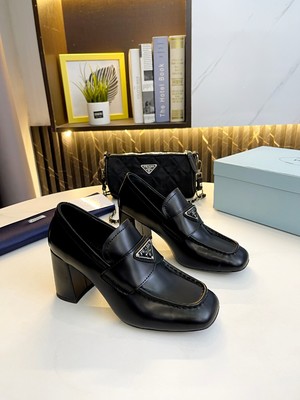 Prada High Heel Pumps Single Layer Shoes Cowhide Genuine Leather Patent Sheepskin Fall/Winter Collection Fashion