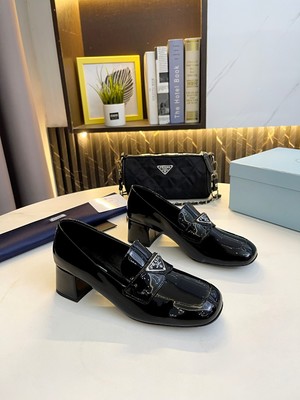Prada Wholesale High Heel Pumps Single Layer Shoes Genuine Leather Patent Sheepskin Fashion