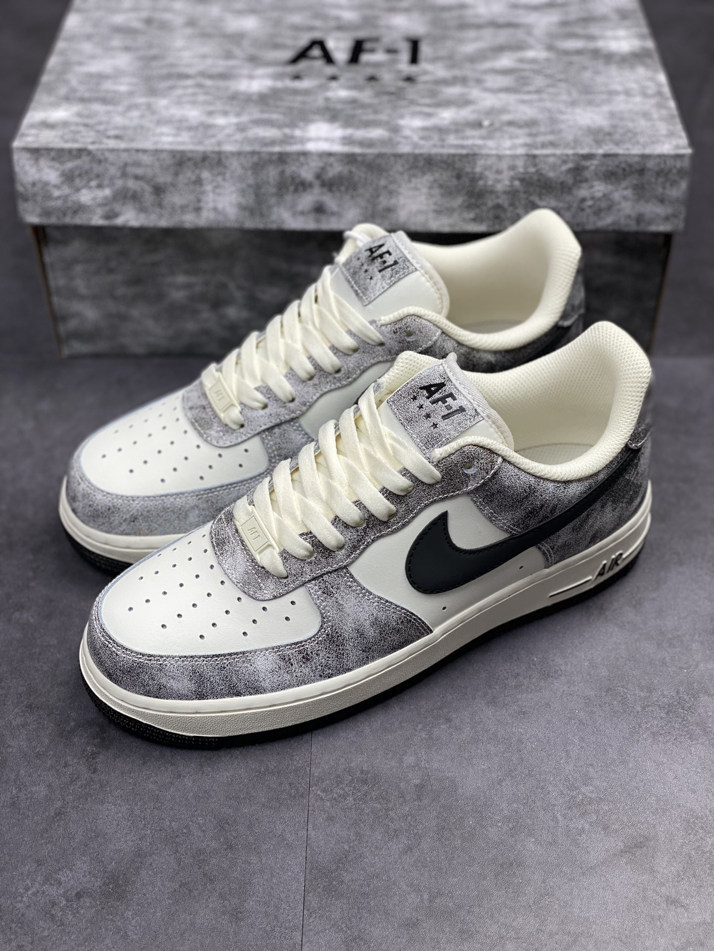 230 Nike Air Force 1 Low 07 岩石黑 YY6938-365