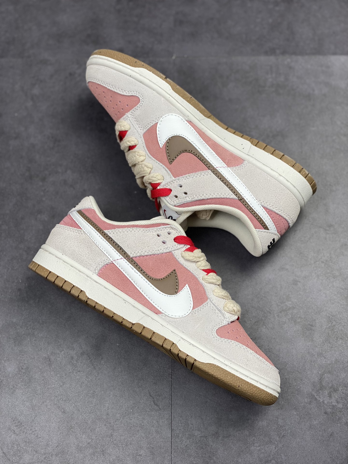 260 Nike Dunk Low SE CNY 兔年限定 DO9457-123
