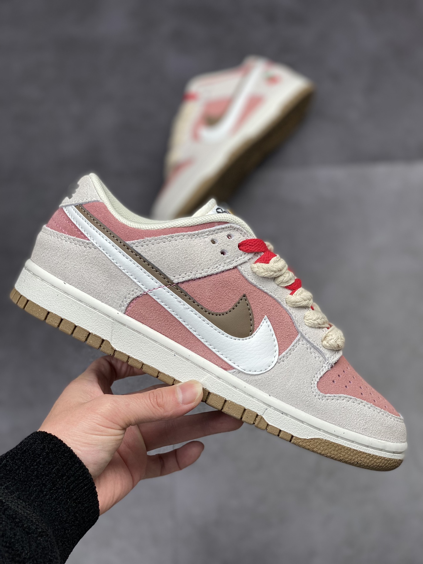260 Nike Dunk Low SE CNY 兔年限定 DO9457-123