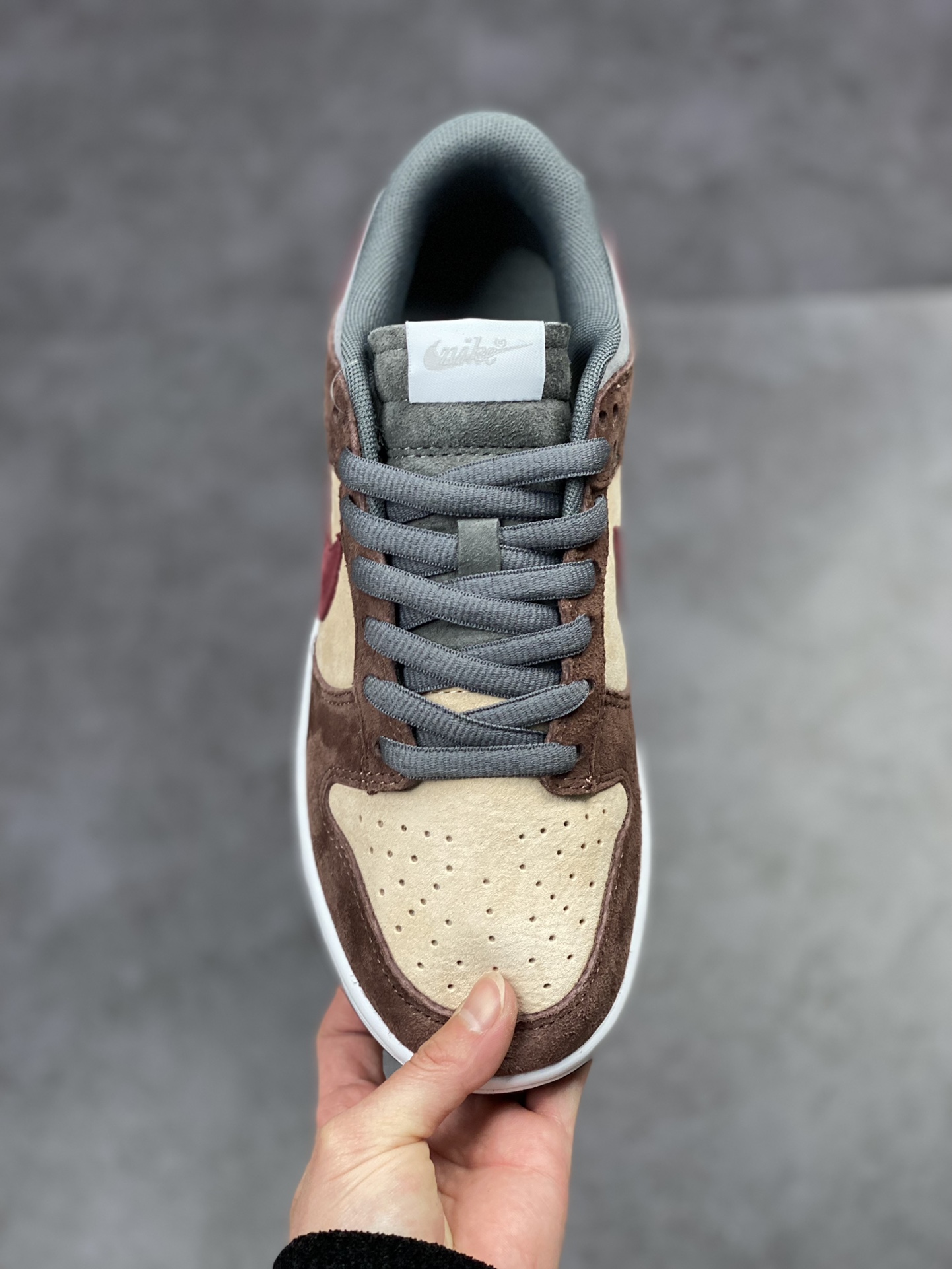 320 Nike SB Dunk Low 大友克洋 麂皮枣棕CV1026-053